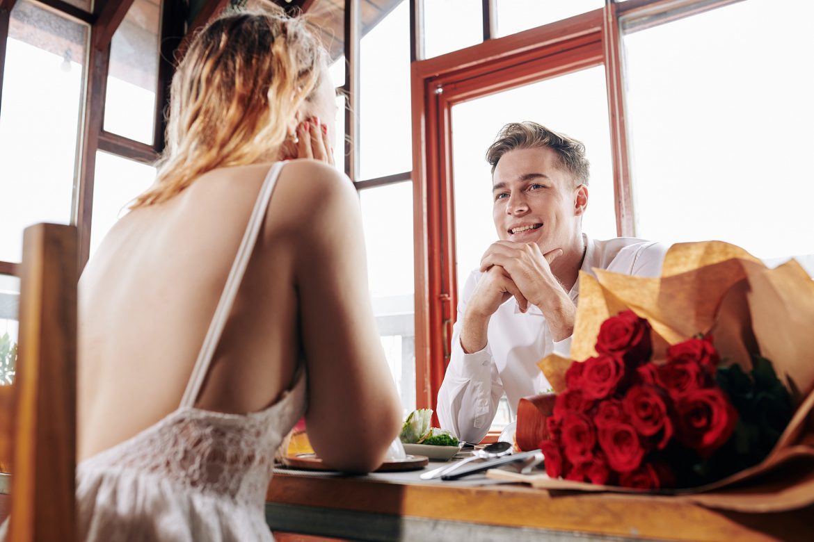 Jak bezpiecznie spotykać się na randki?